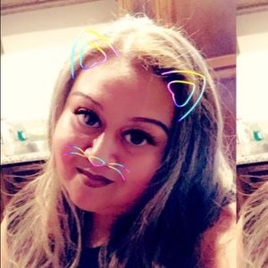 Meet your Posher, Xiomara